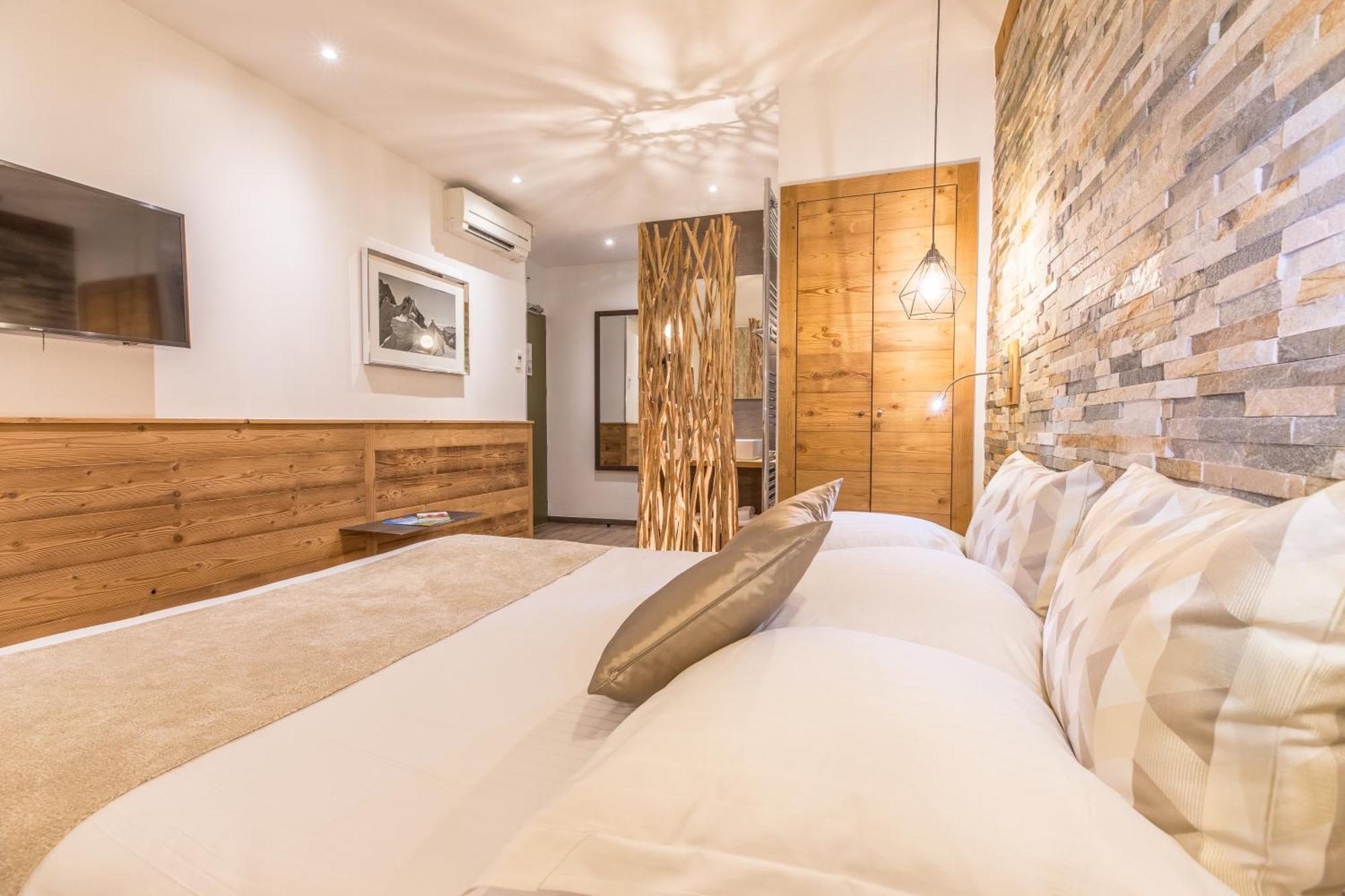 Hotel Des Princes, Chambery Centre Екстер'єр фото