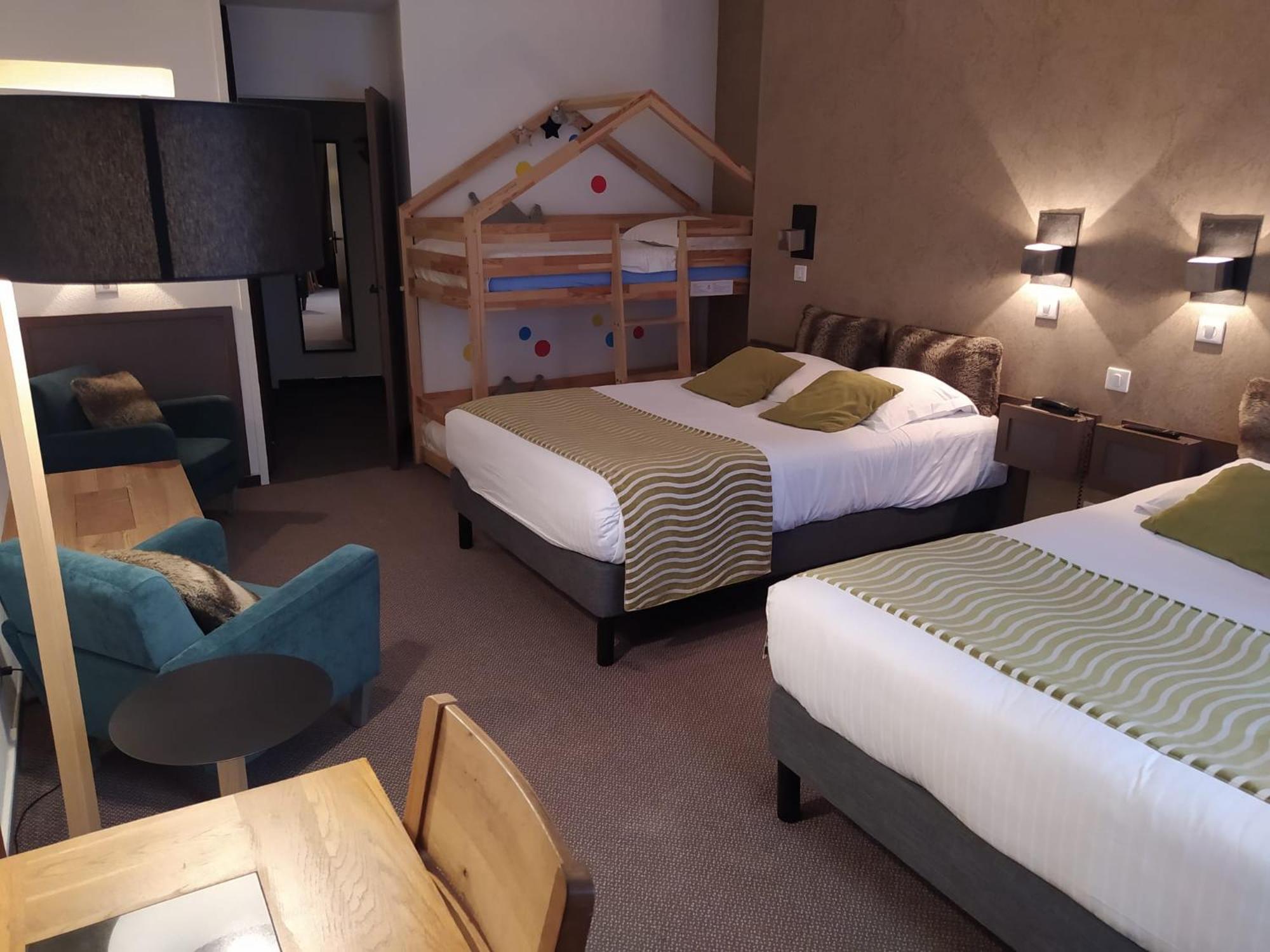Hotel Des Princes, Chambery Centre Екстер'єр фото