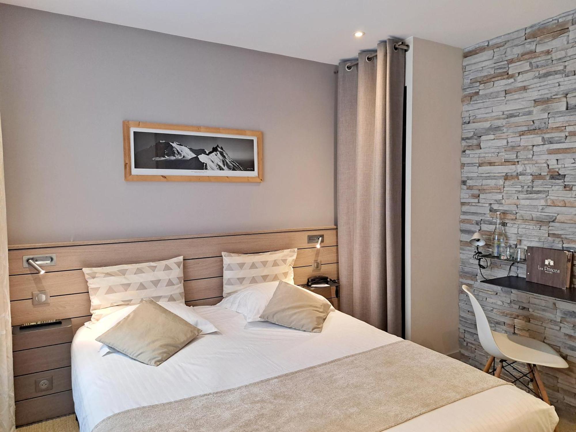 Hotel Des Princes, Chambery Centre Екстер'єр фото