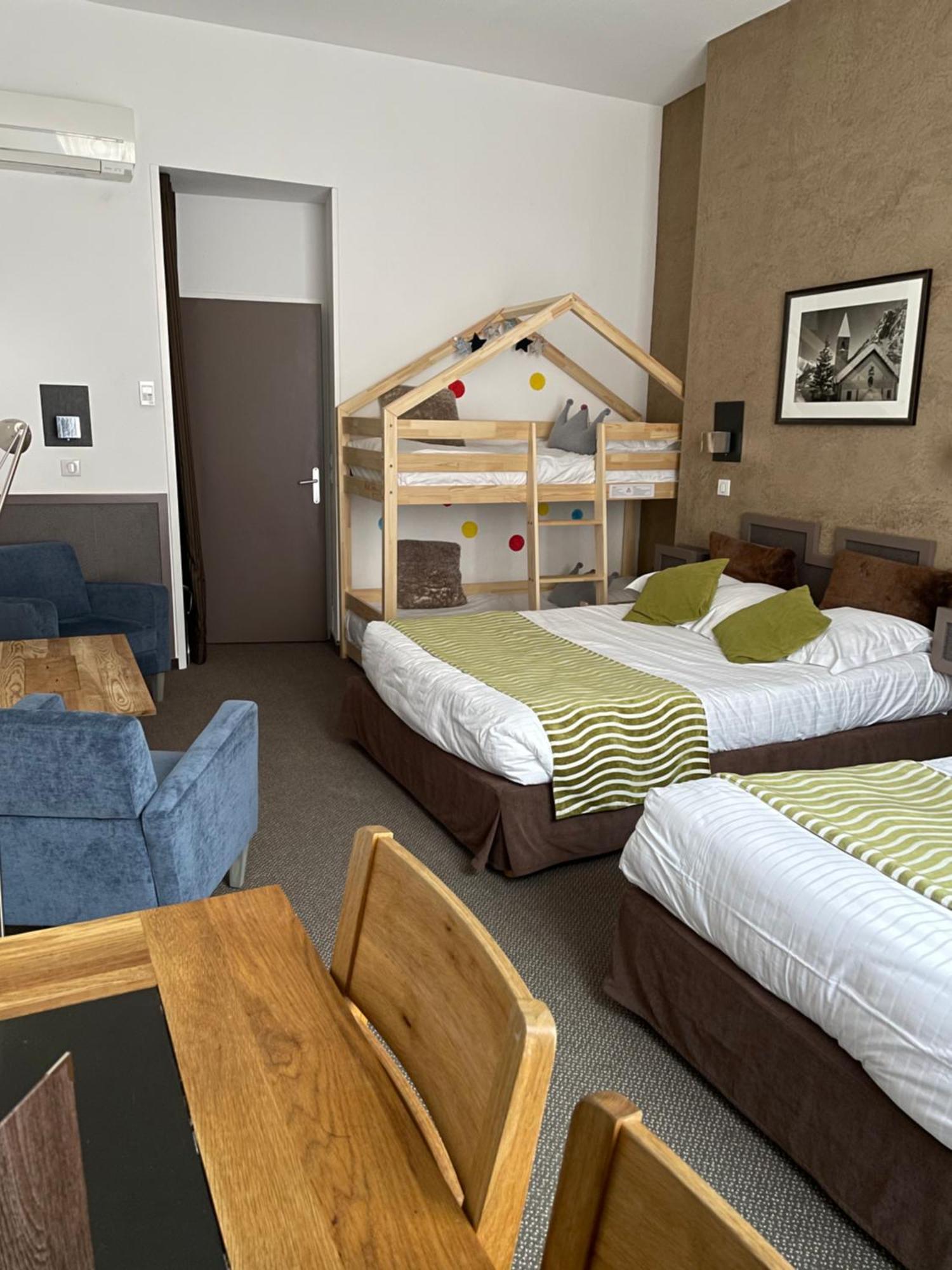 Hotel Des Princes, Chambery Centre Екстер'єр фото