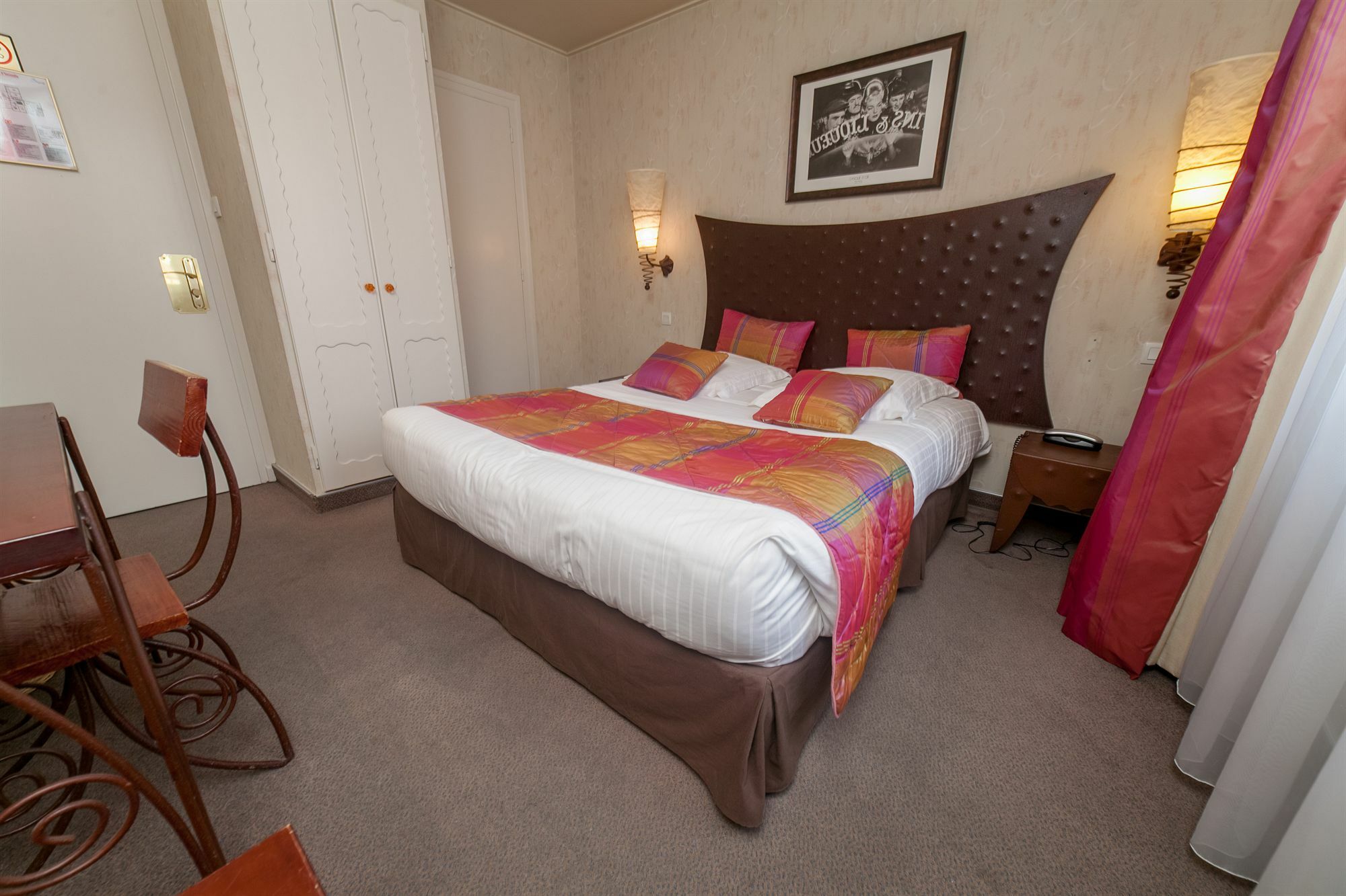 Hotel Des Princes, Chambery Centre Екстер'єр фото
