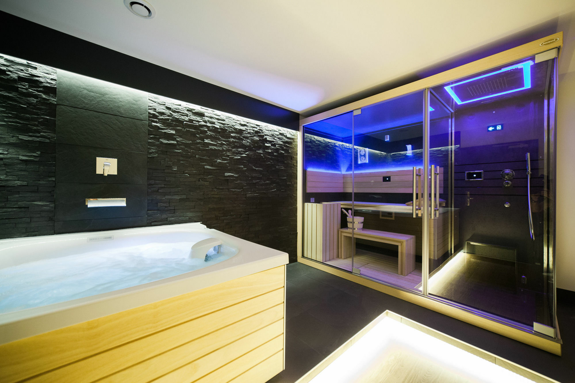 Hotel Des Princes, Chambery Centre Екстер'єр фото
